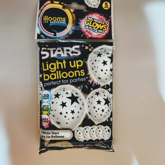 21 and up! Birthday Party Gift Set + Sparkling and Relighting Candle Sticks - Picture 7 of 9